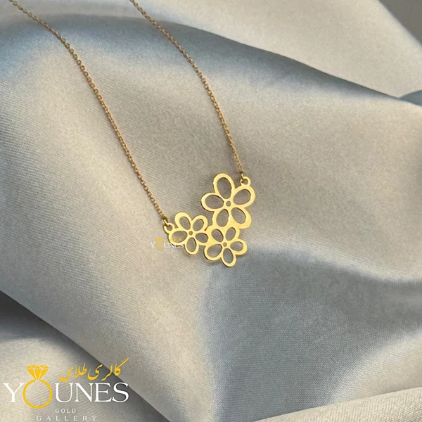 گردنبند سه گل طلا